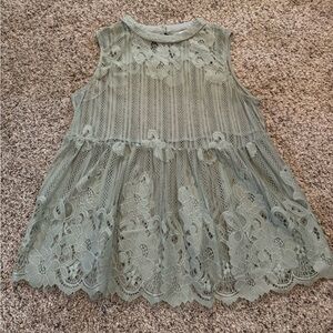 Arizona Jean Company Sage Green Lace Top Size Junior M
